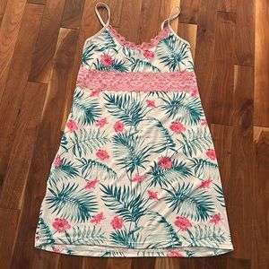 Size small night gown !